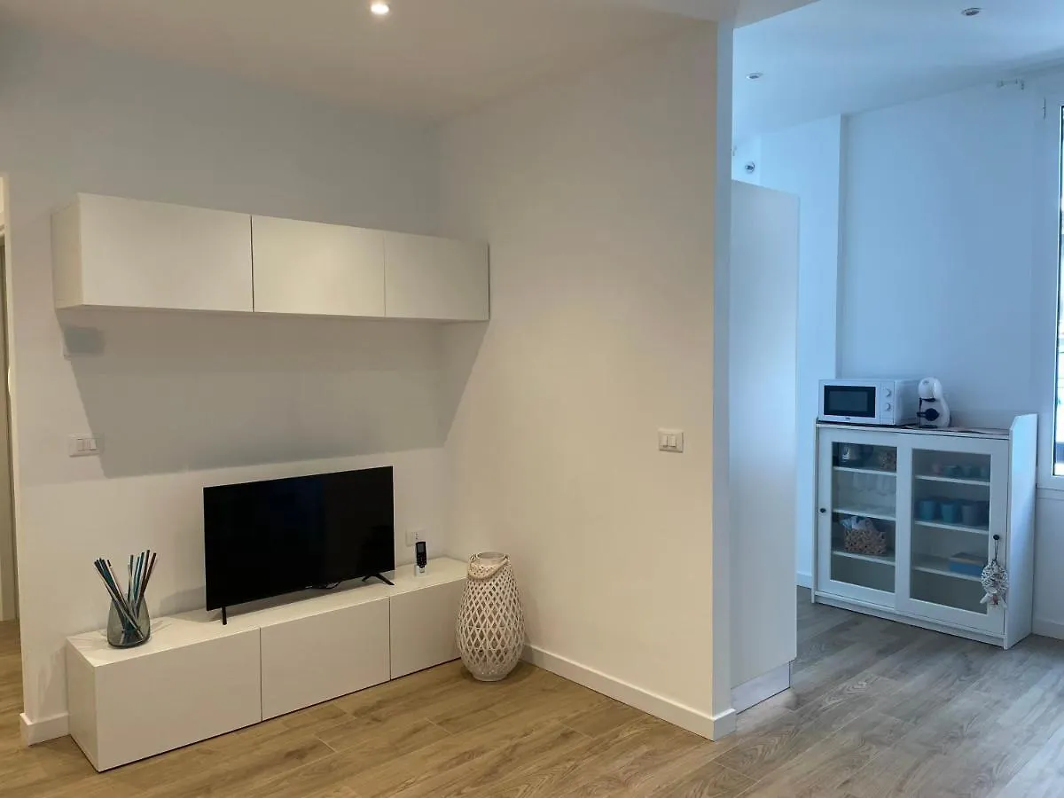 דירות ונטימיגליה Casa Aiga Marina איטליה